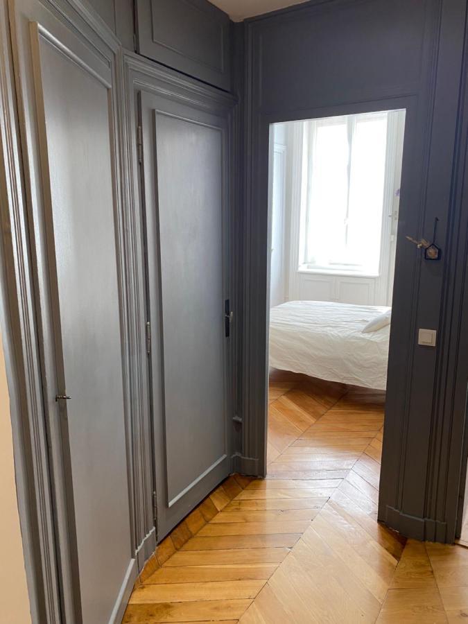 Beautiful 3Br Apt In Lyon Center Bagian luar foto
