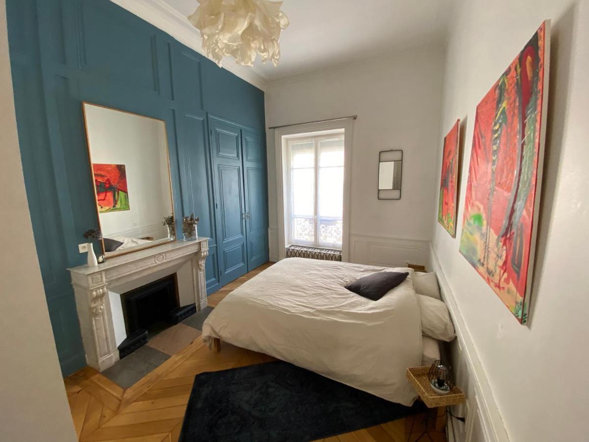 Beautiful 3Br Apt In Lyon Center Bagian luar foto